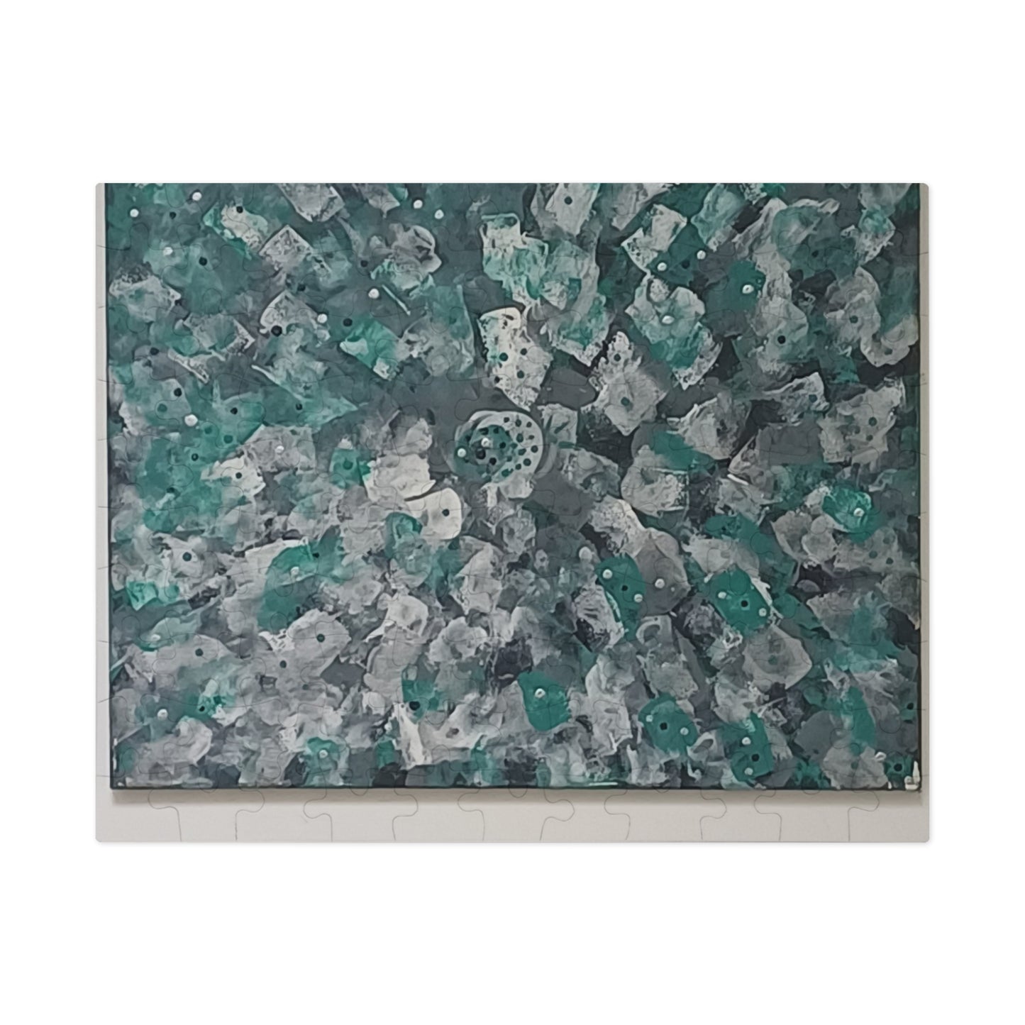 GREEN. Upto 2000 pieces Abstract Puzzle with Tin.
